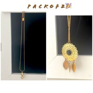 Pack of 2 golden necklaces 🎉 (sold separately in individual post - $10 each)